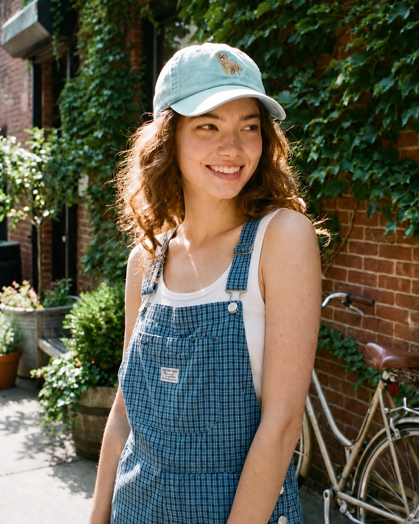 Golden Retriever Embroidered Washed Cotton Dad Hat
